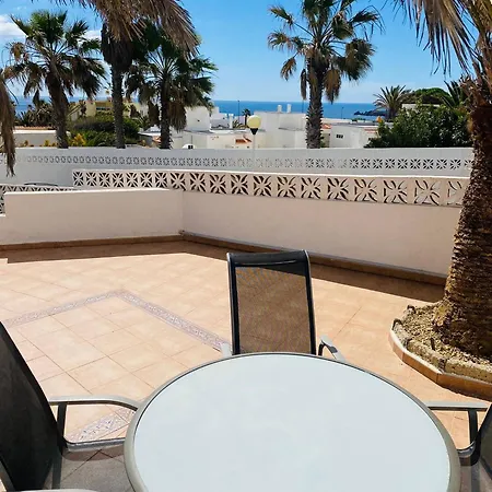 Beautiful Duque With Pool In Poris Abona And Parking 别墅 *